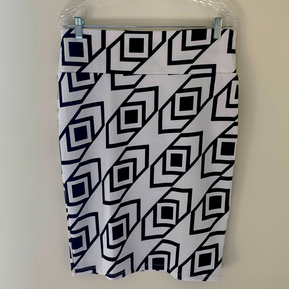 LulaRoe Cassie Pencil Skirt L